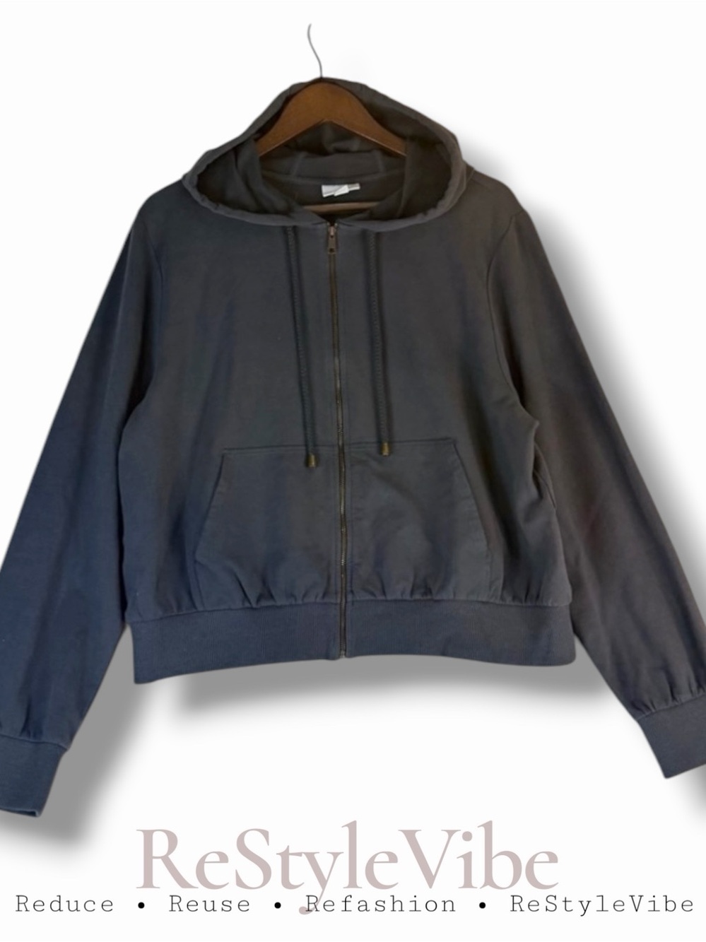 J JILL Women’s Size L Hoodie Lightweight Sweatshirt Style Stretch Zipper Close